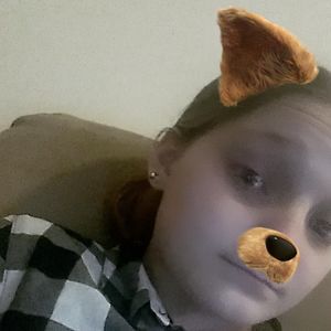 Meet your Posher, Halie